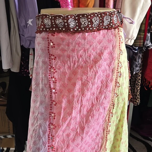 Vintage Skirt - Picture 4 of 6